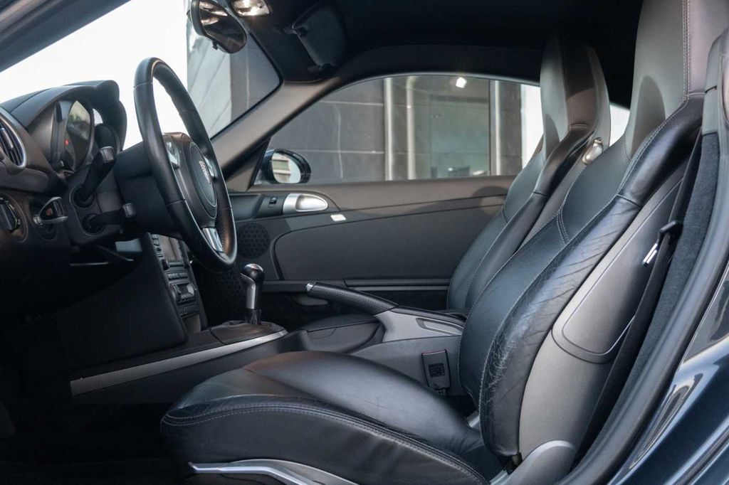 Porsche Cayman 2007
