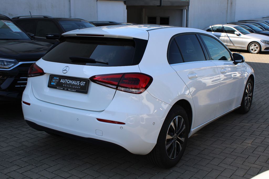 Mercedes-Benz A 180 2023