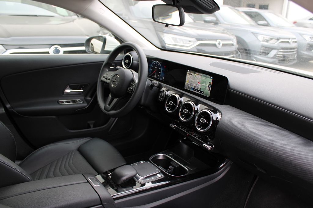 Mercedes-Benz A 180 2022