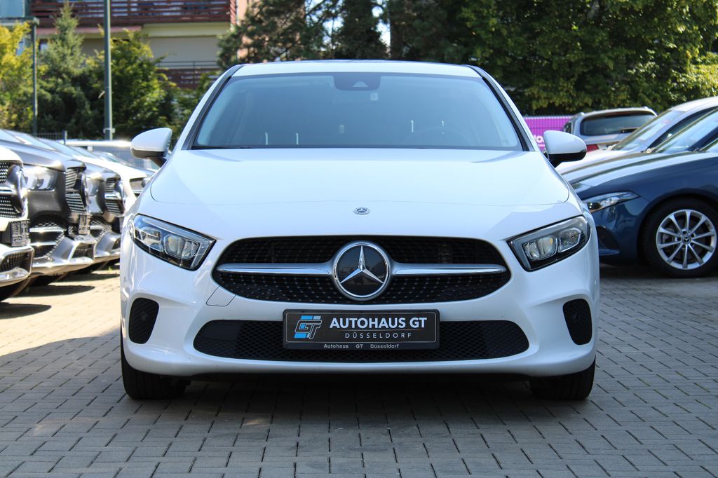 Mercedes-Benz A 180 2023