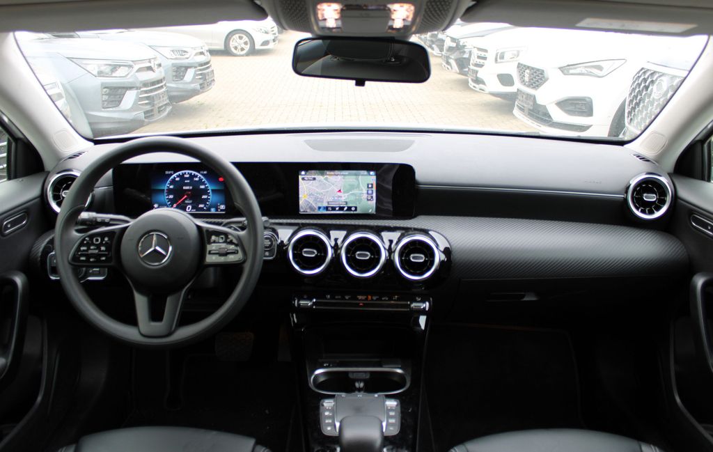 Mercedes-Benz A 180 2022