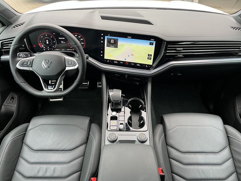 Volkswagen Touareg 2025