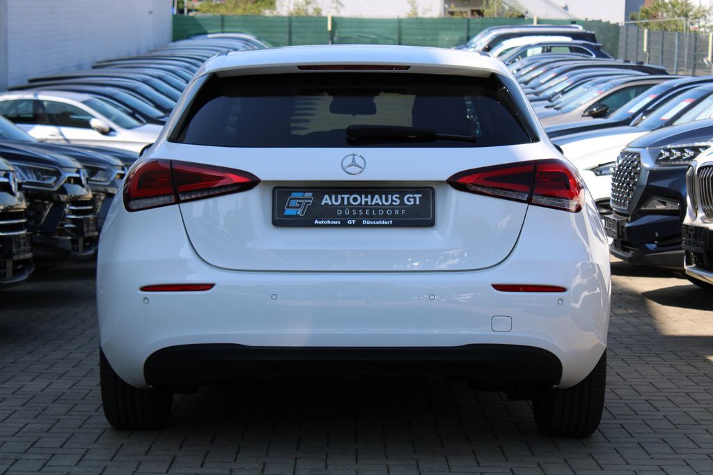 Mercedes-Benz A 180 2023