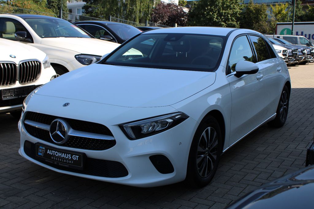 Mercedes-Benz A 180 2023