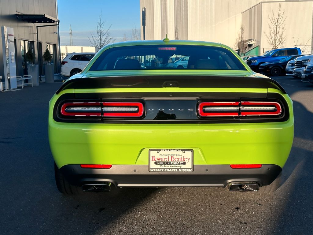 Dodge Challenger