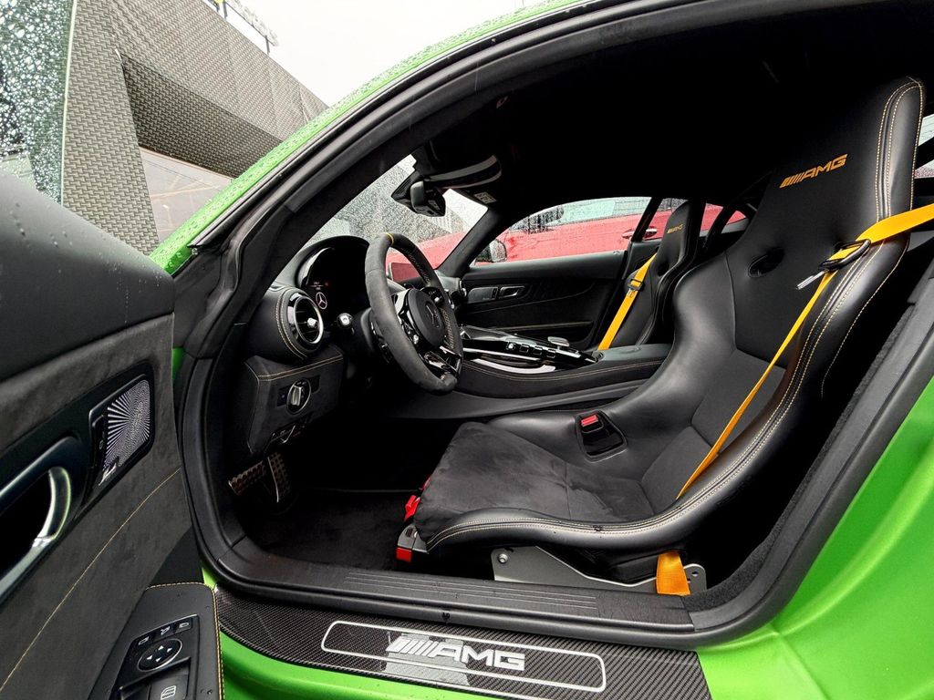 Mercedes-Benz AMG GT R 2019