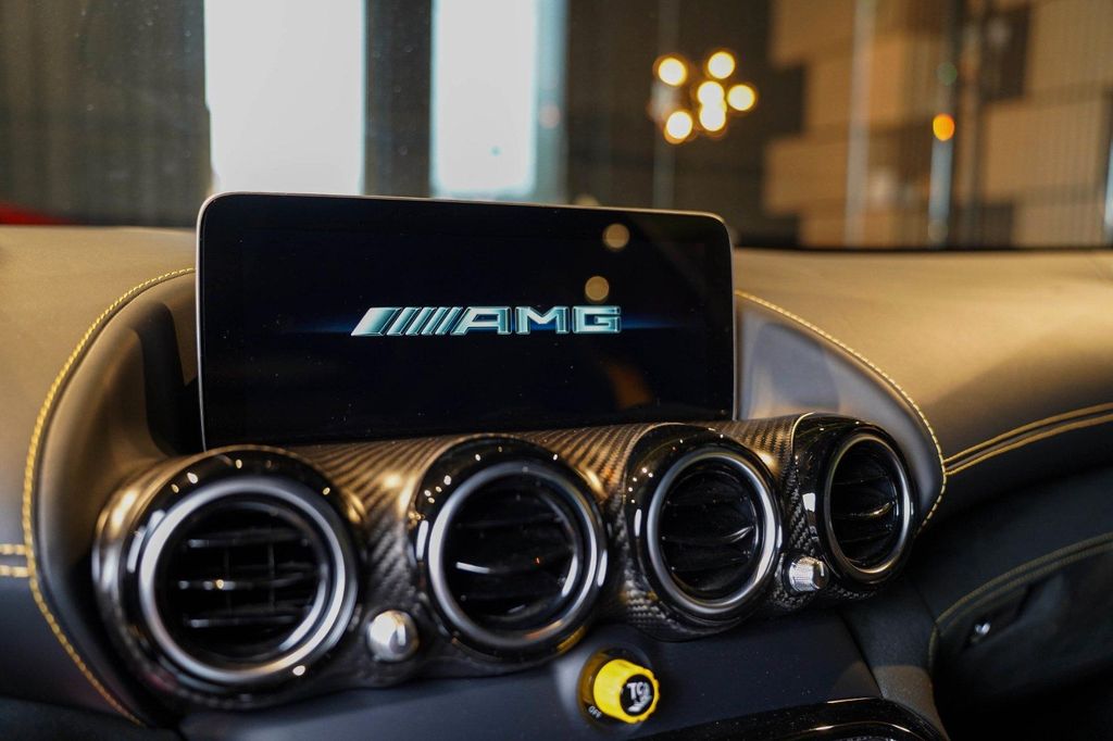 Mercedes-Benz AMG GT R 2019