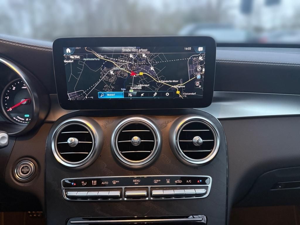 Mercedes-Benz GLC 300 2022