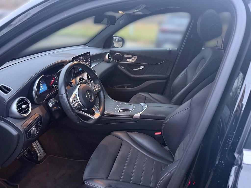 Mercedes-Benz GLC 300 2022