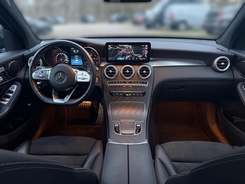 Mercedes-Benz GLC 300 2022