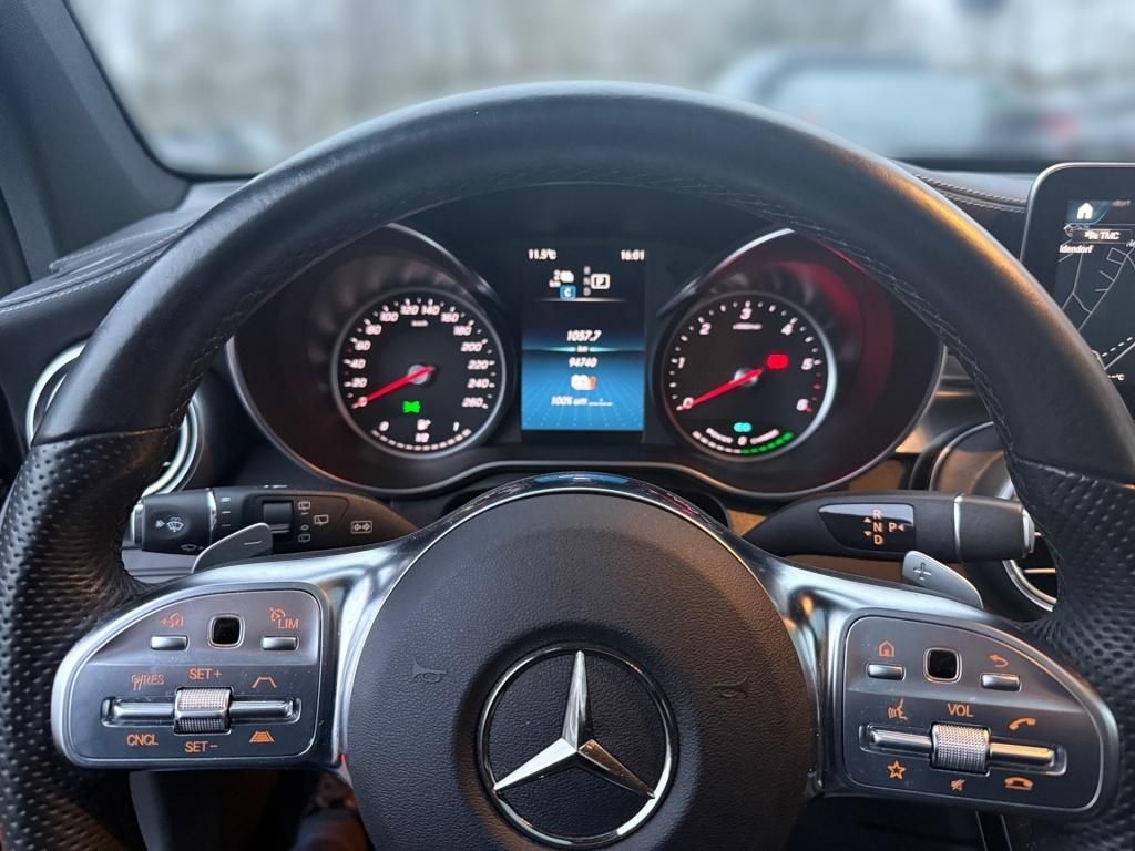 Mercedes-Benz GLC 300 2022