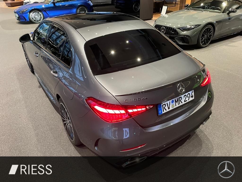 Mercedes-Benz C 300 2025