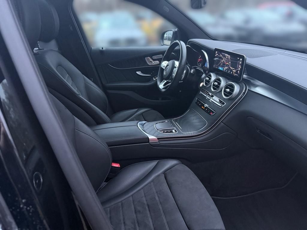 Mercedes-Benz GLC 300 2022