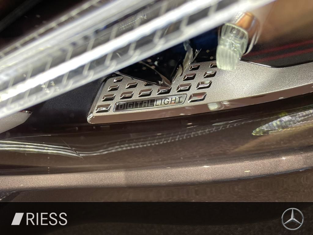 Mercedes-Benz C 300 2025