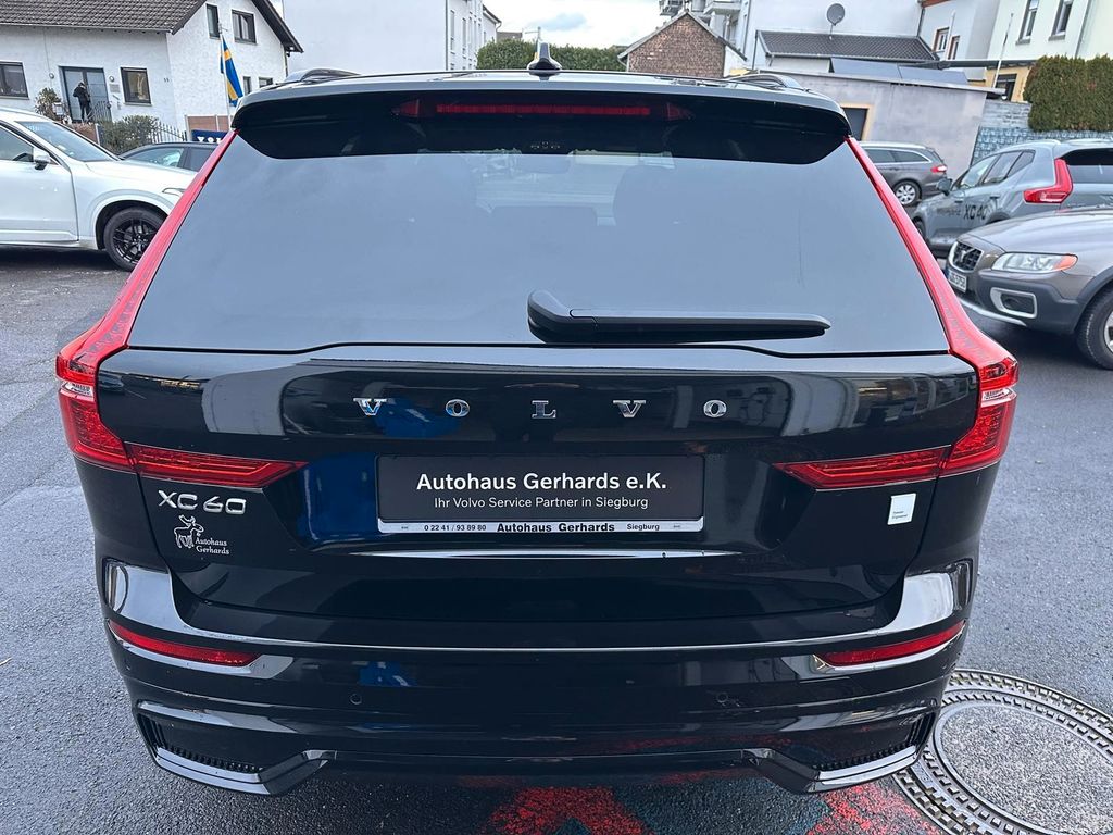 Volvo XC60 2025