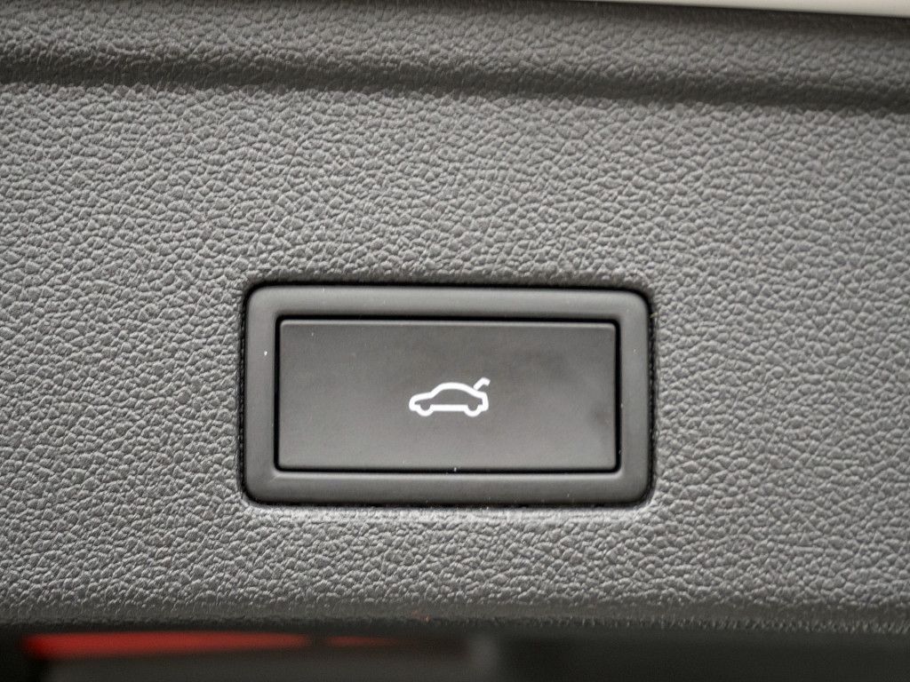 Volkswagen Touareg 2025