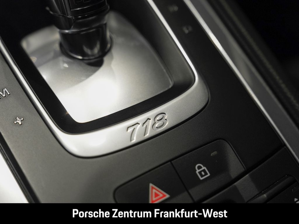 Porsche Boxster 2024