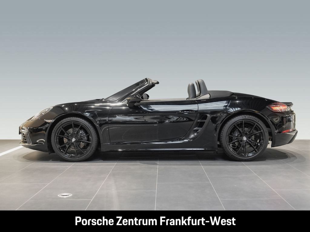 Porsche Boxster 2024