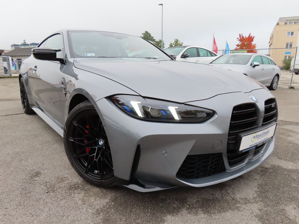 BMW M4 2025