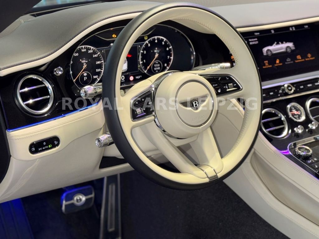 Bentley Continental GTC 2022