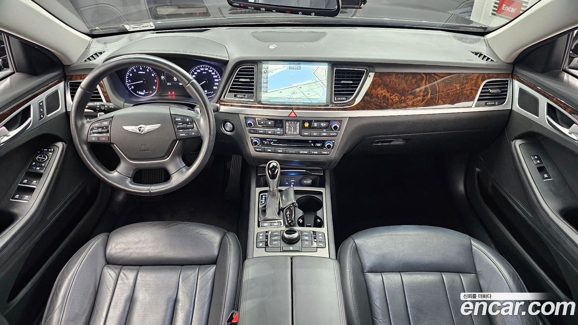 Hyundai Genesis 2016