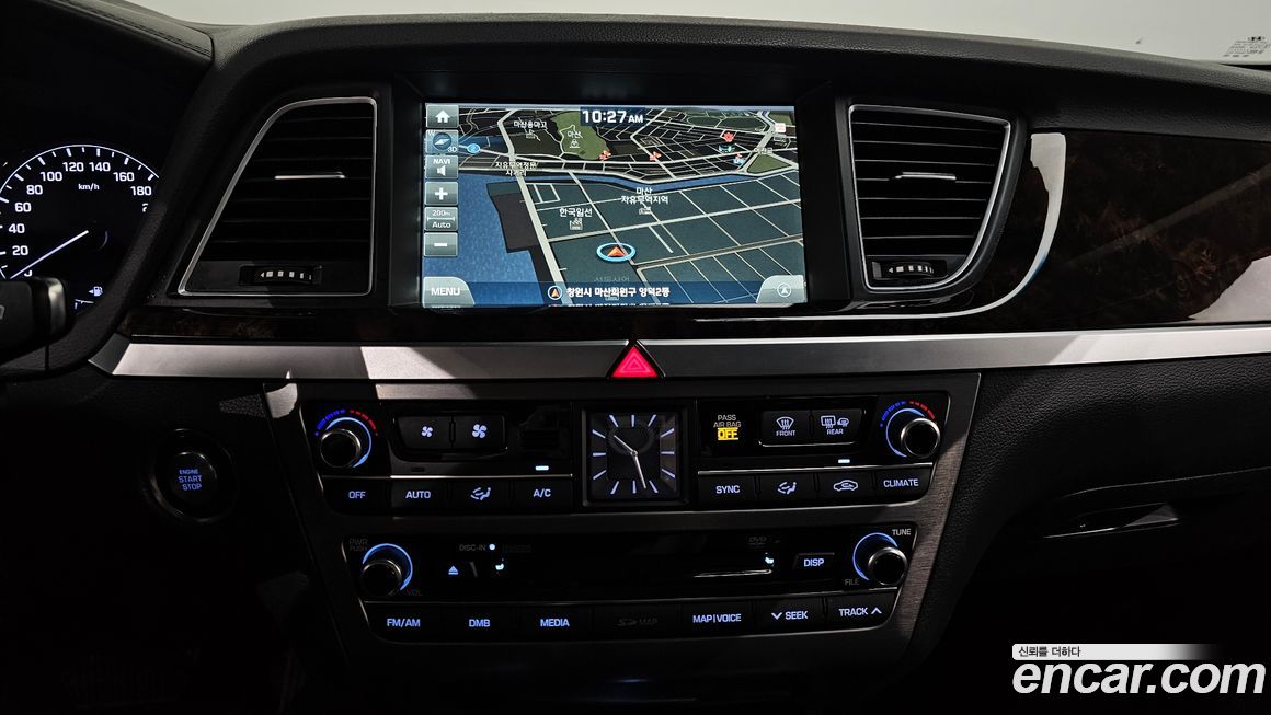 Hyundai Genesis 2016