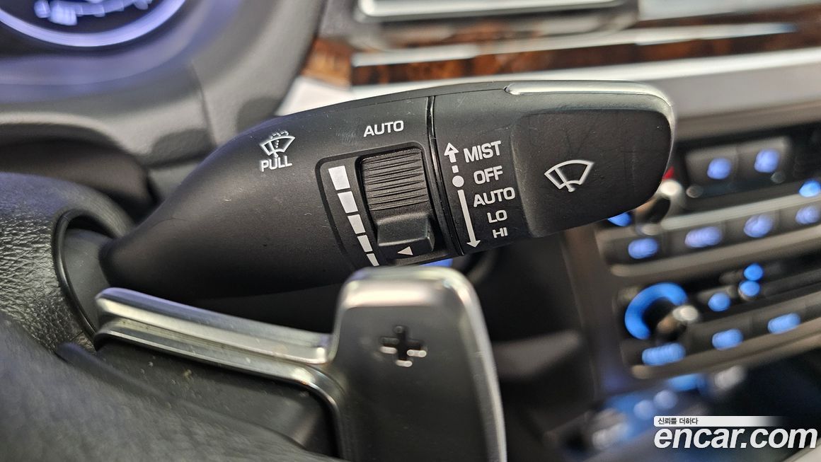 Hyundai Genesis 2016