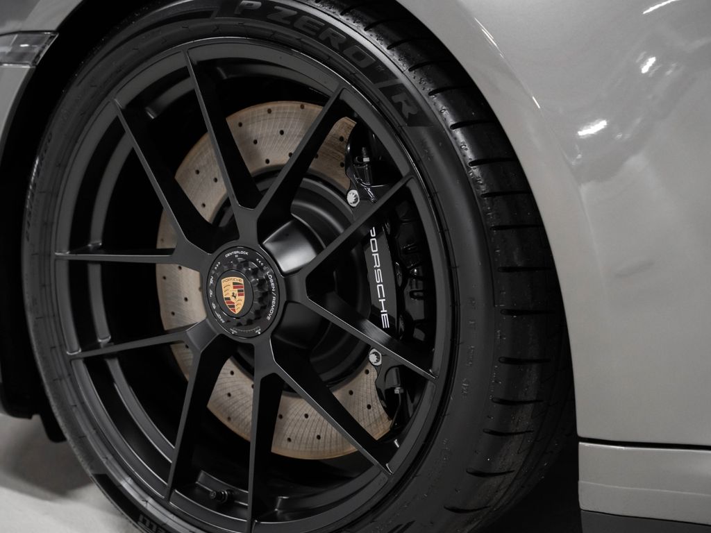 Porsche 992