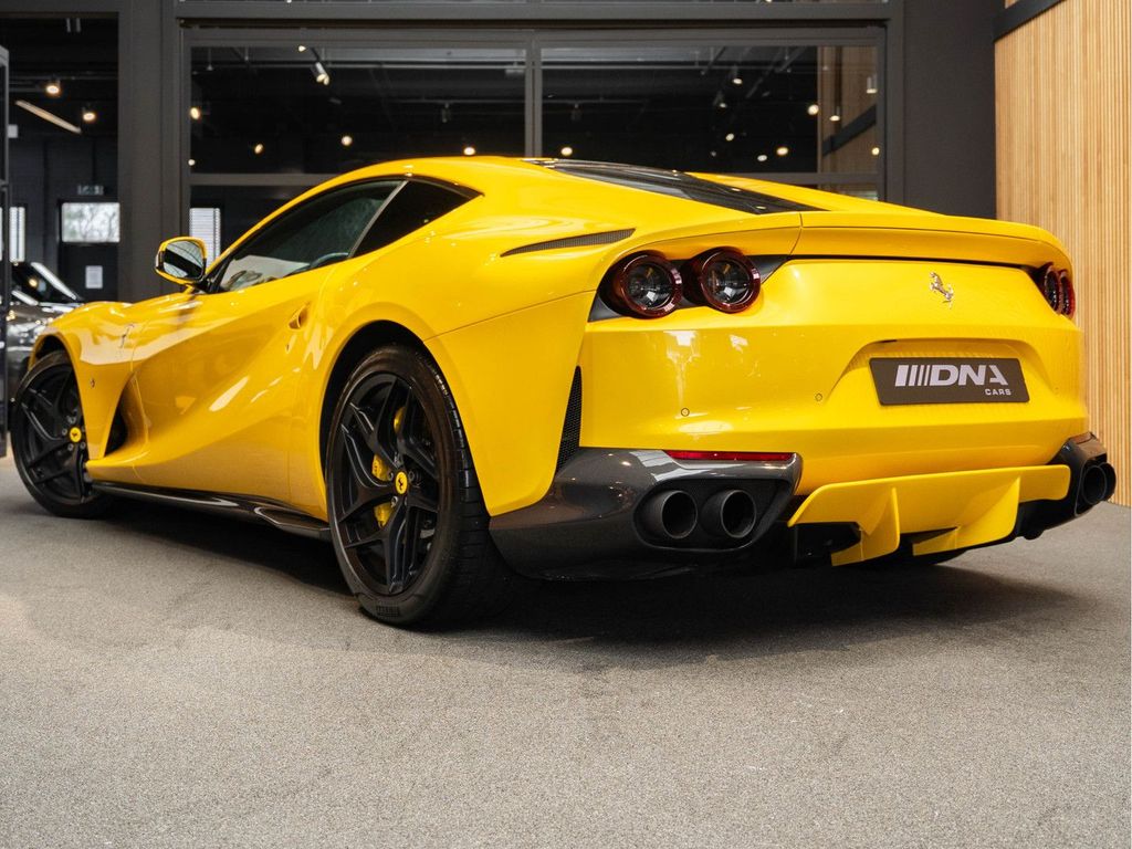 Ferrari 812 2019