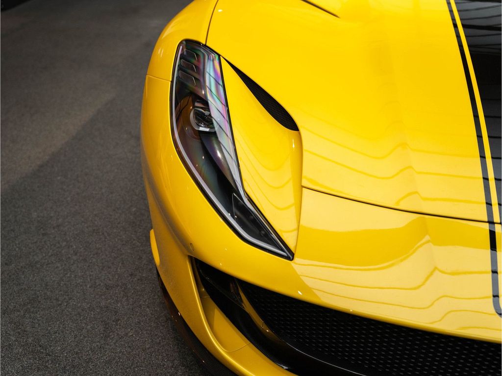 Ferrari 812 2019