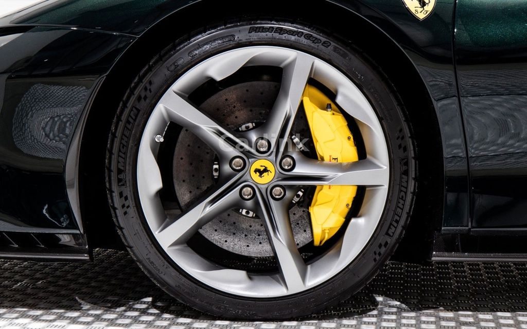 Ferrari SF90 2023