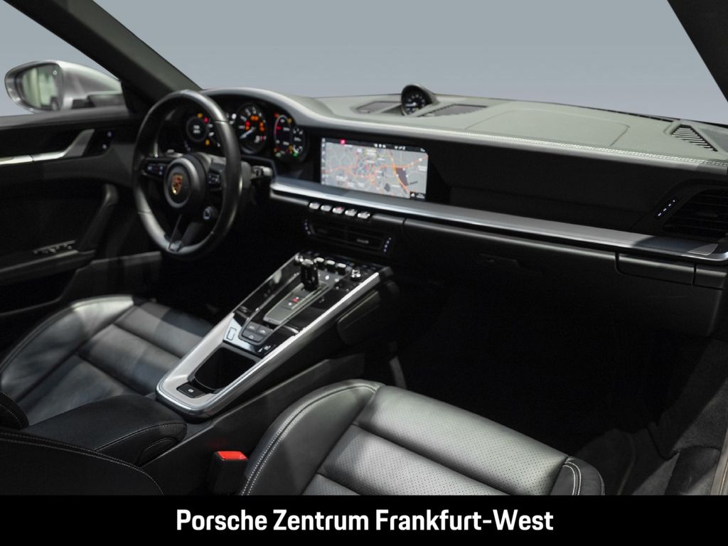 Porsche 992 2019