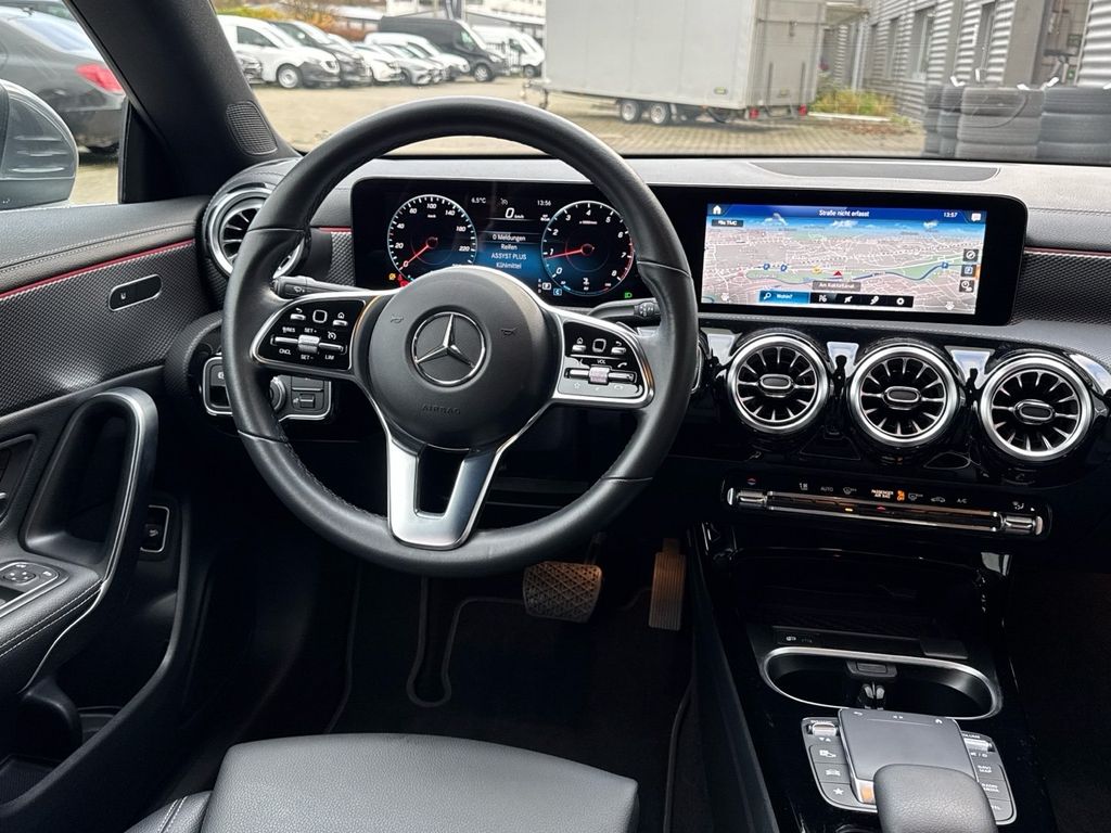 Mercedes-Benz CLA 180 2023