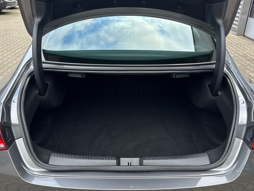 Mercedes-Benz CLA 180 2023