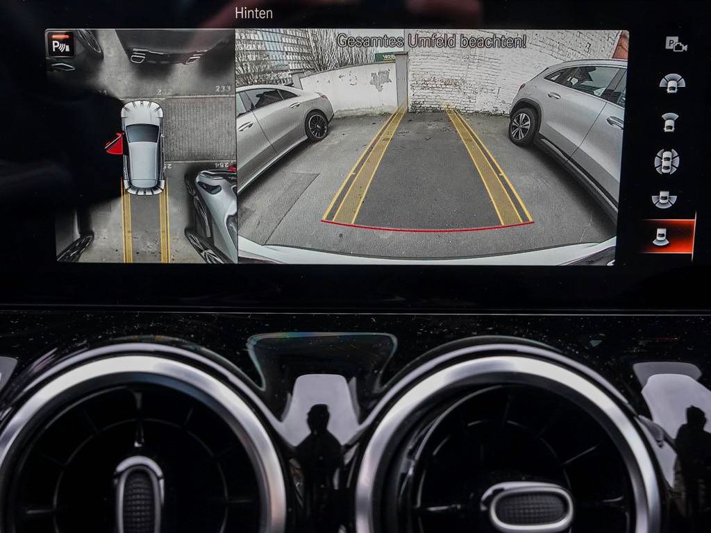 Mercedes-Benz GLA 250 2023