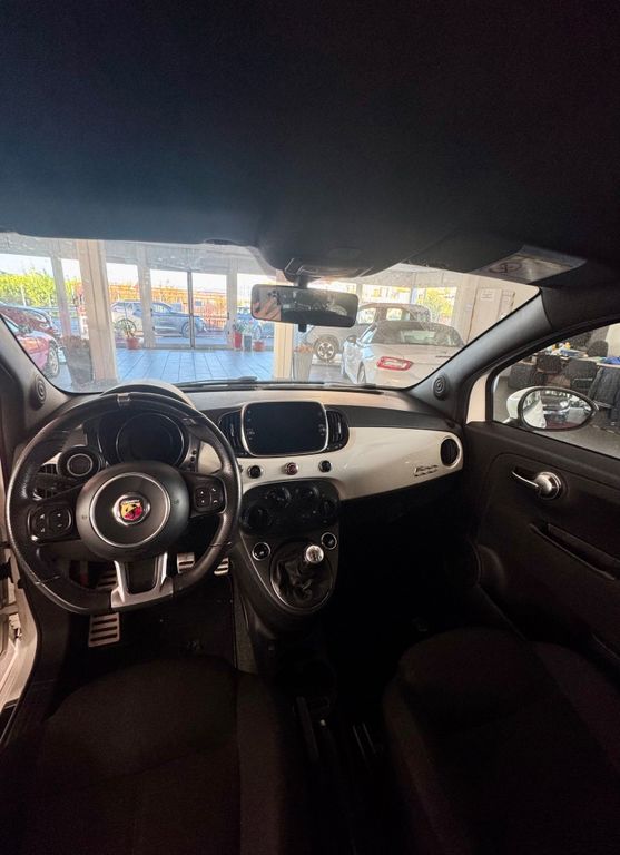 Abarth 595 2019