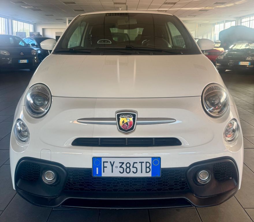 Abarth 595 2019