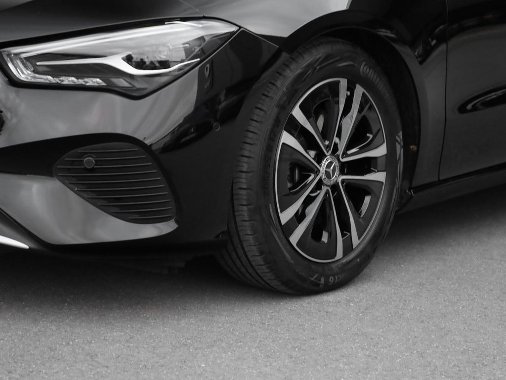 Mercedes-Benz CLA 180 2024