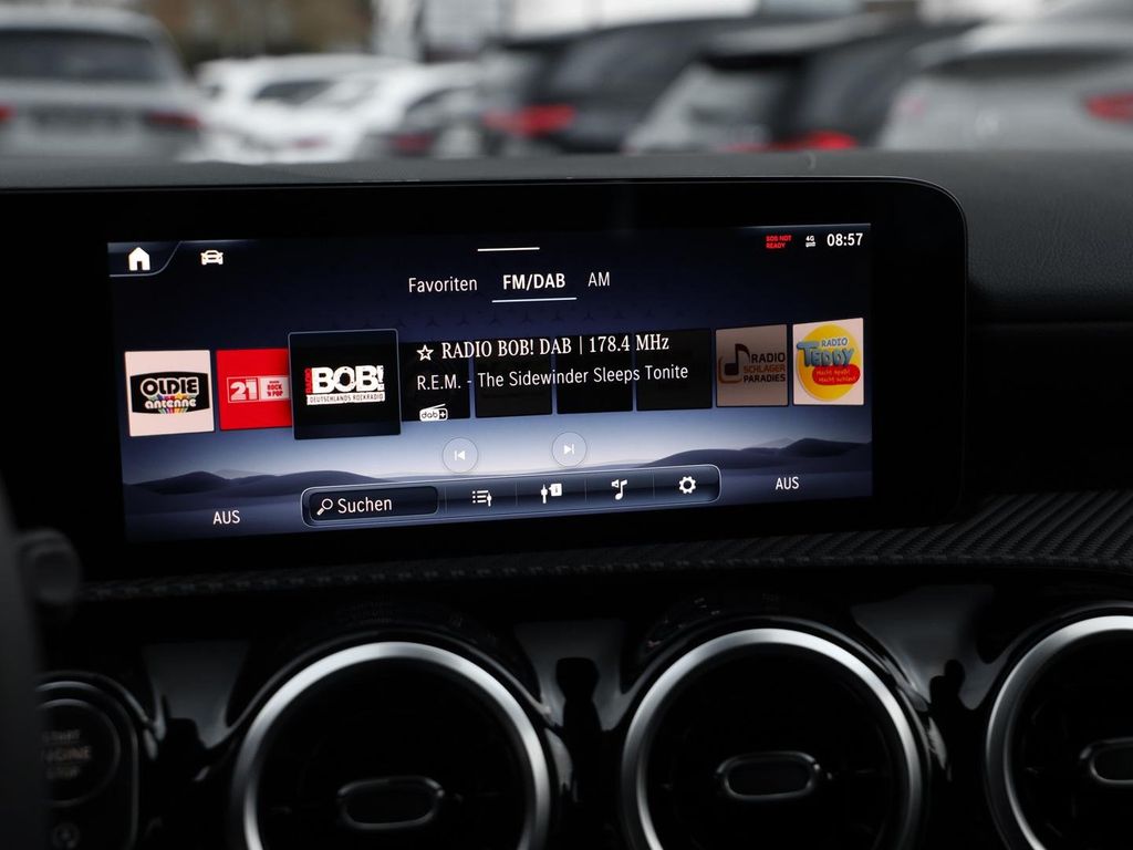 Mercedes-Benz CLA 180 2024