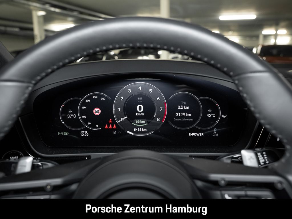 Porsche Cayenne 2025
