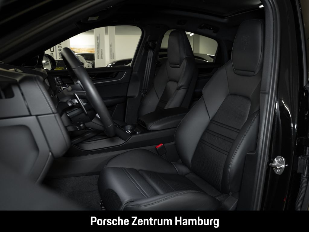 Porsche Cayenne 2025