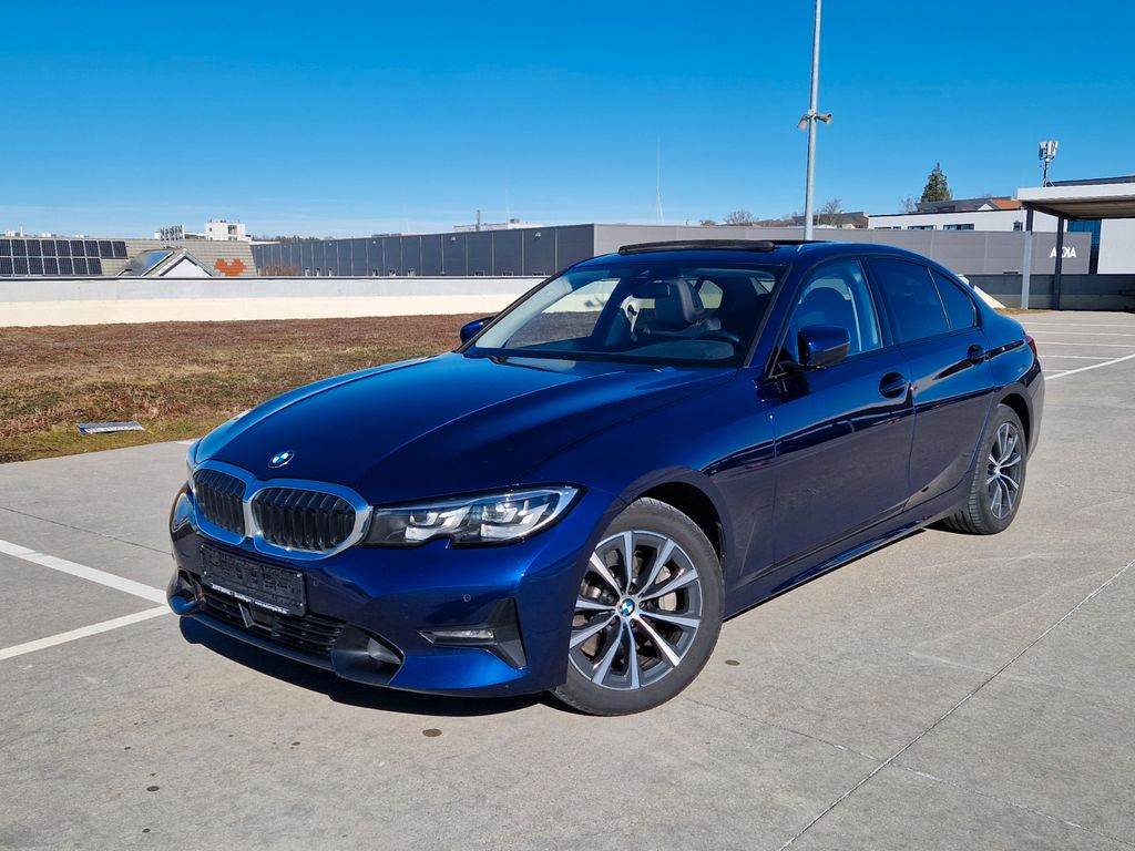 BMW 330 2019