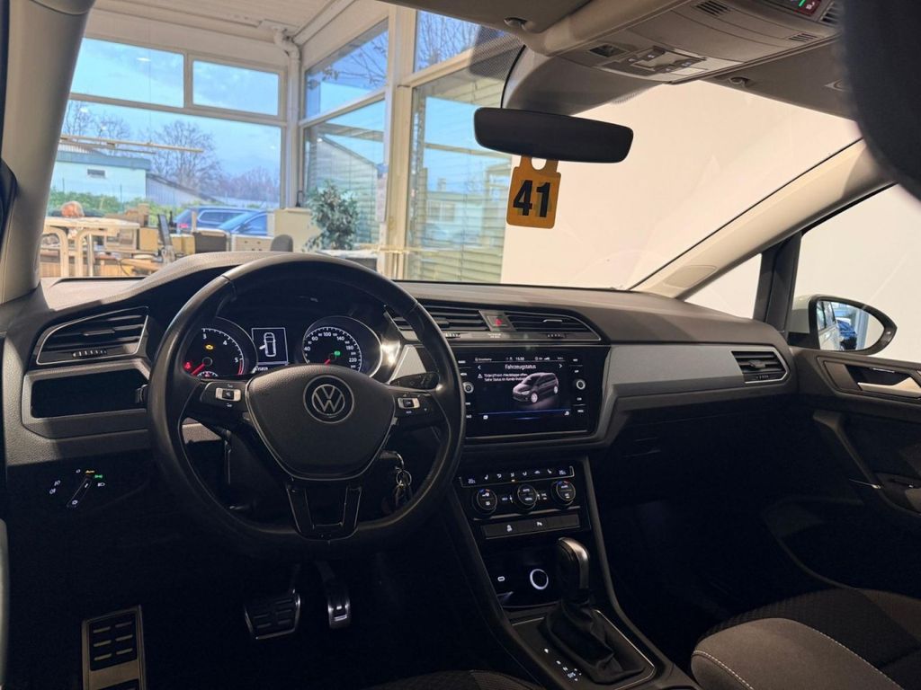 Volkswagen Touran 2021