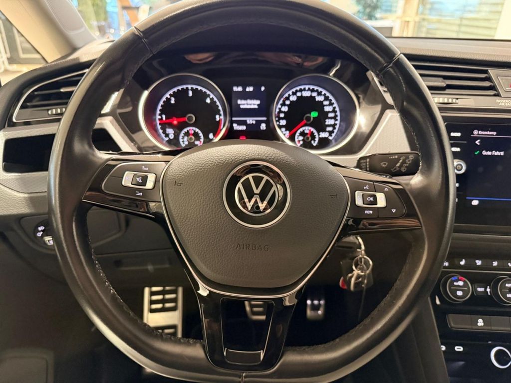 Volkswagen Touran 2021