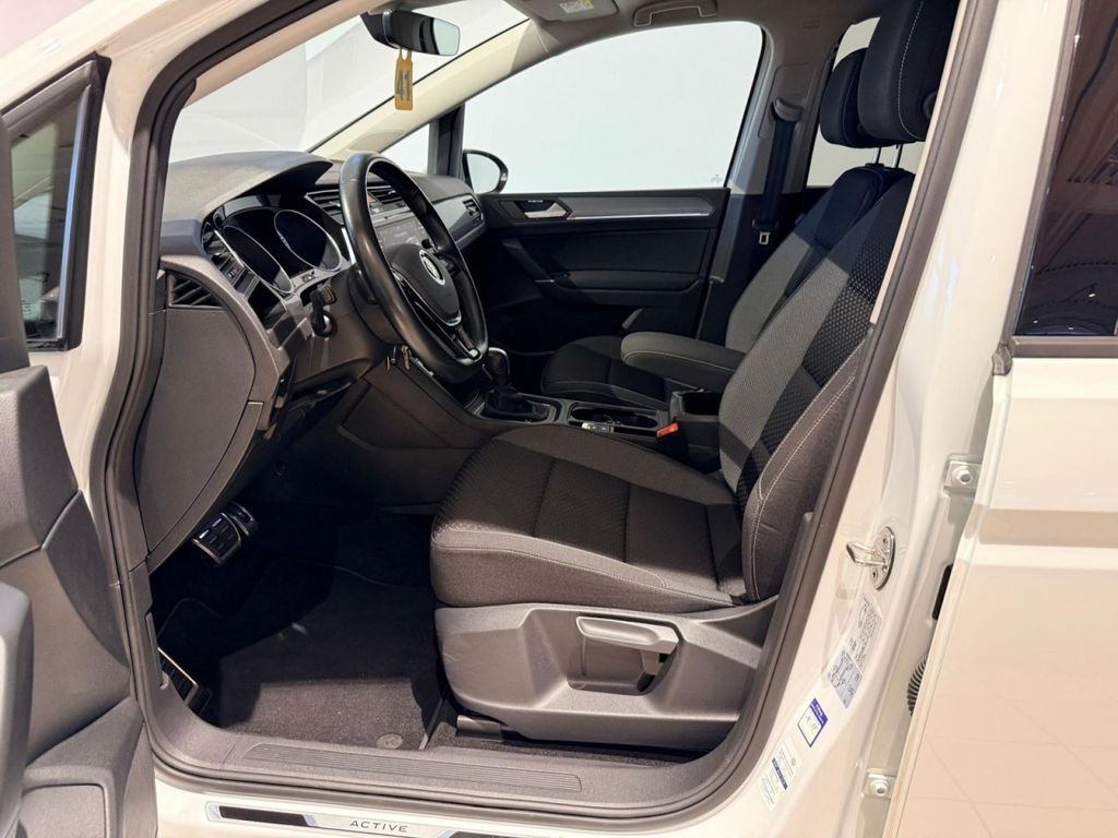 Volkswagen Touran 2021