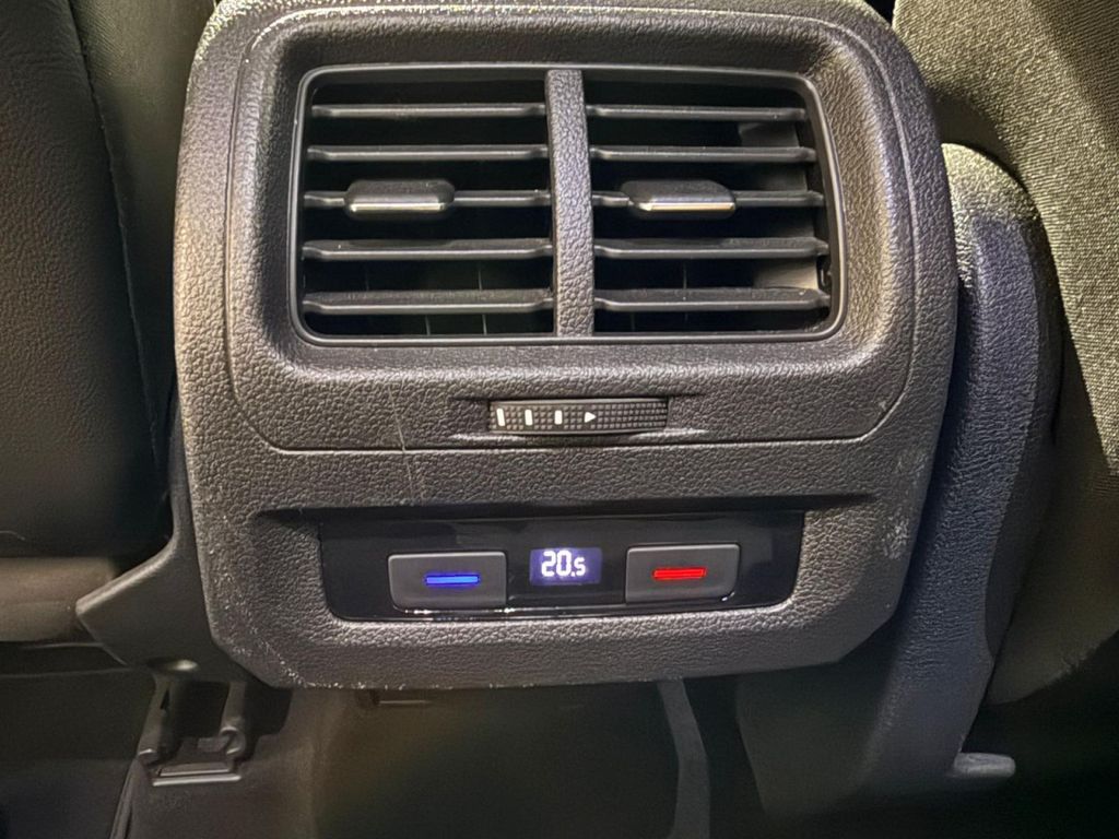 Volkswagen Touran 2021