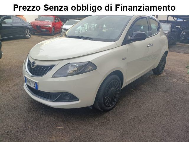 Lancia Ypsilon 2021