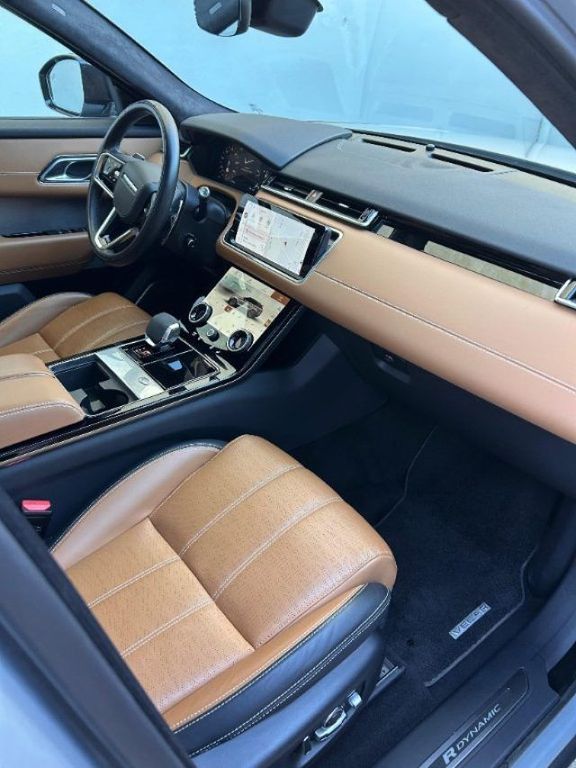 Land Rover Range Rover Velar 2021