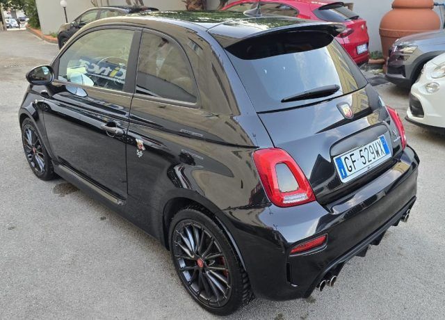 Abarth 595 Competizione 2021