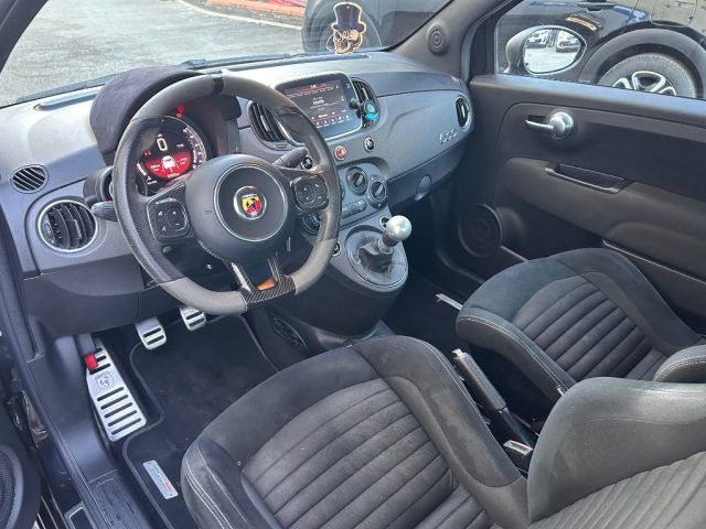 Abarth 595 Competizione 2021